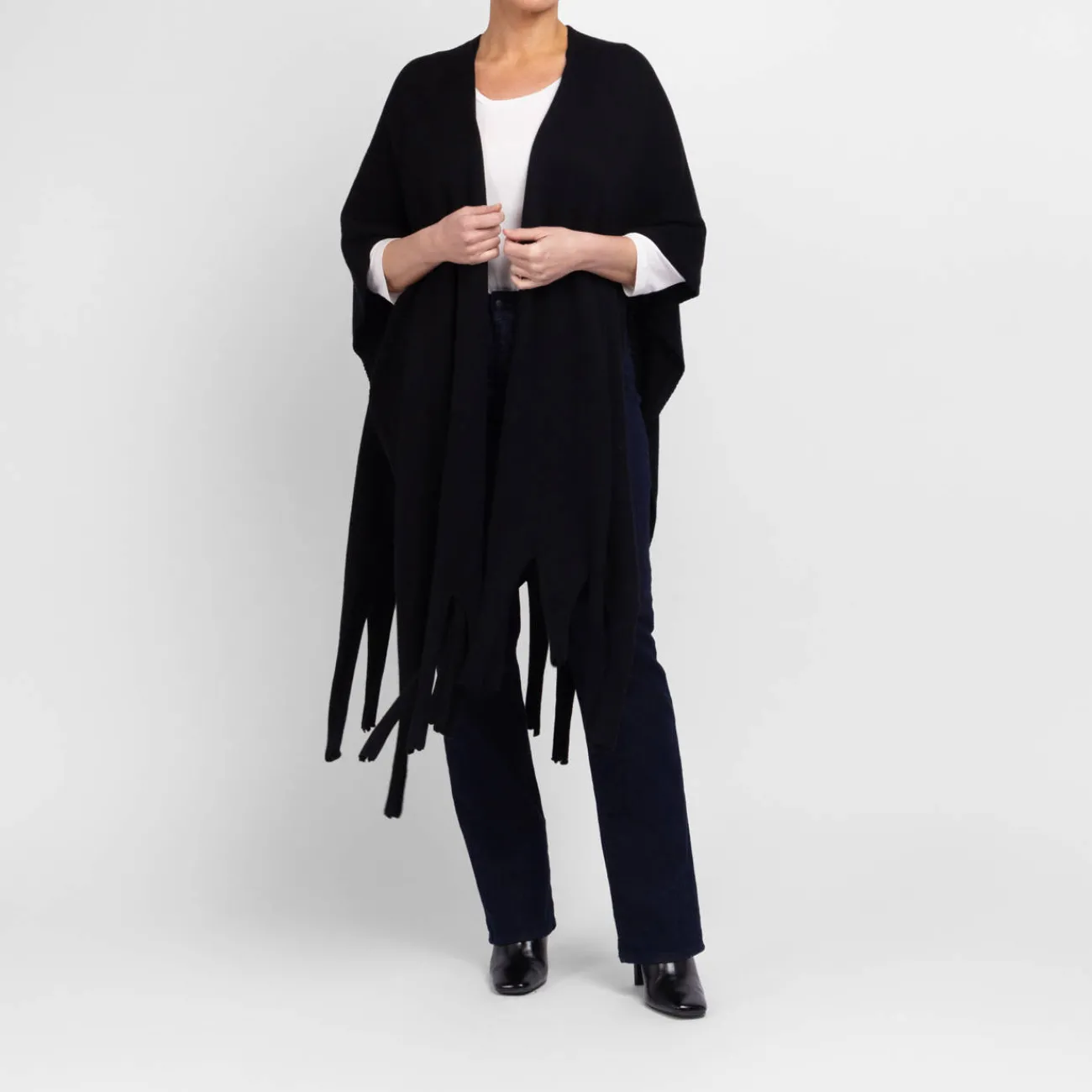 Clearance Godske Noen Knitted Fringed Cape Black