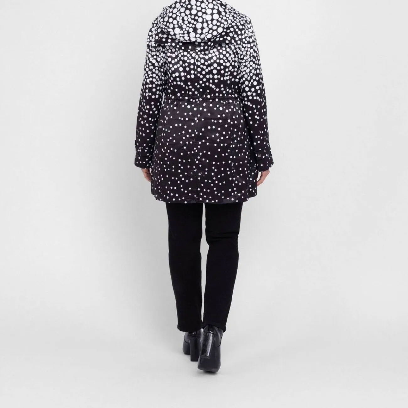 Outlet OOPERA Water Repellant Dot Jacket Black