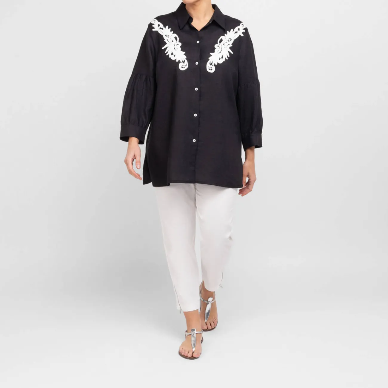 Outlet Verpass Linen Shirt with Yoke Embroidery Black